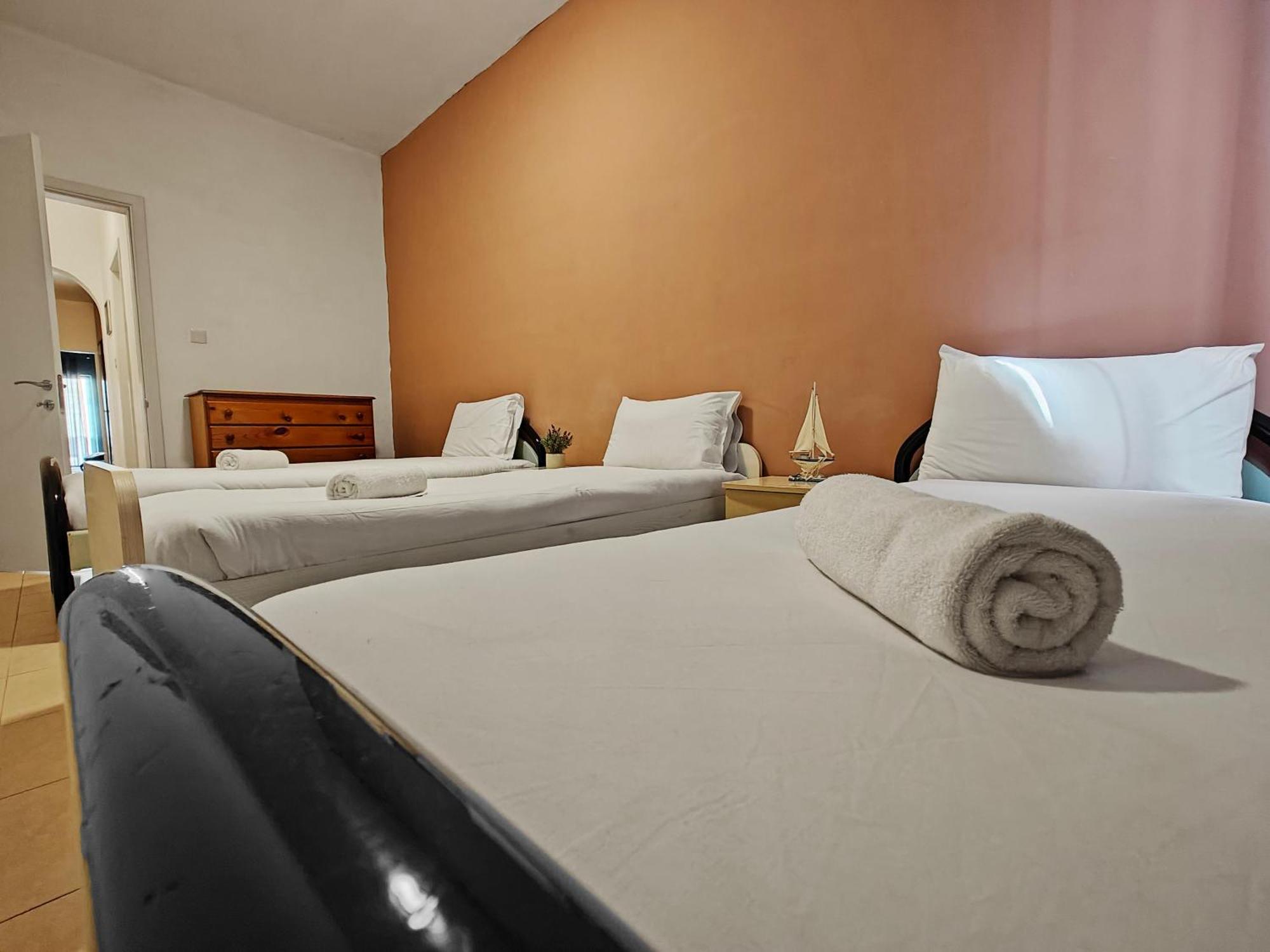 Sliema 3 Bedrooms Apartment Bagian luar foto